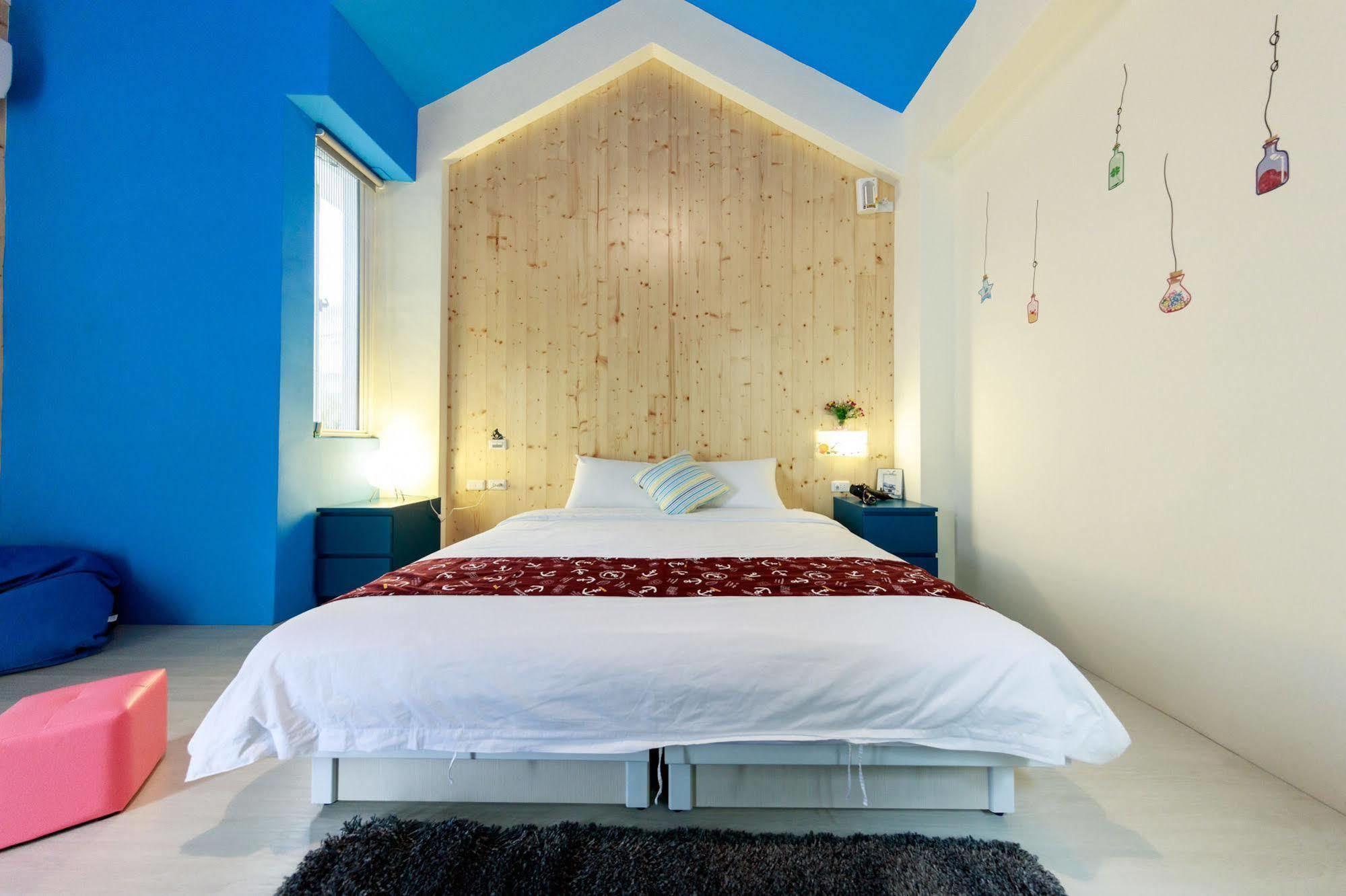 Bear Giant Castle Apartment เมืองฮวาเหลียน ภายนอก รูปภาพ