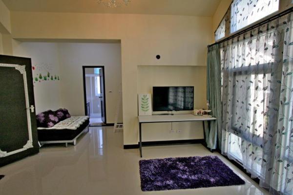 Bear Giant Castle Apartment เมืองฮวาเหลียน ภายนอก รูปภาพ