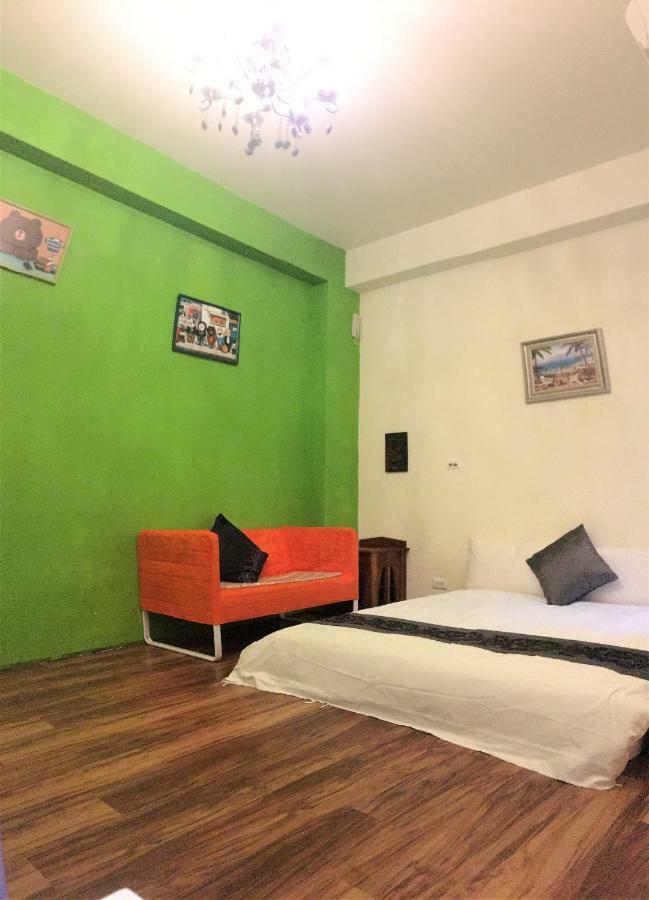 Bear Giant Castle Apartment เมืองฮวาเหลียน ภายนอก รูปภาพ